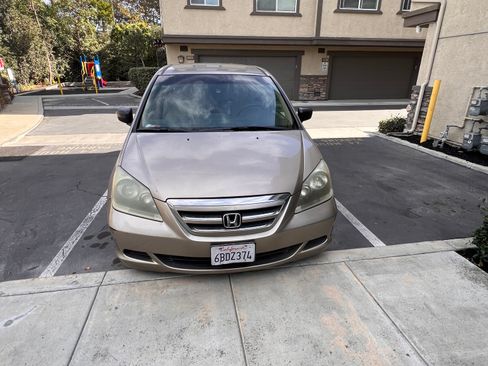 Used 2007 Honda Odyssey LX image 2
