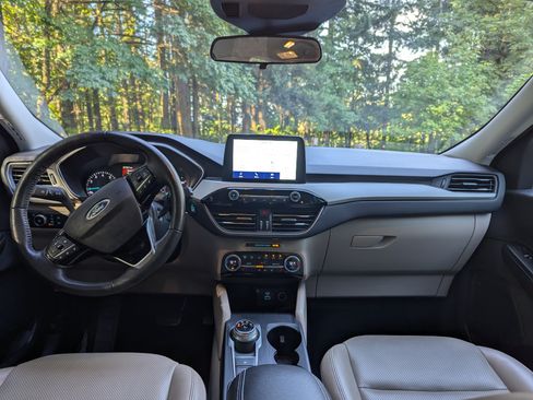 Used 2021 Ford Escape SEL FWD image 8
