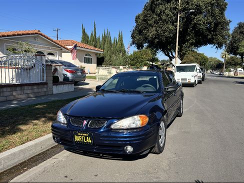 Used 2000 Pontiac Grand Am SE image 1