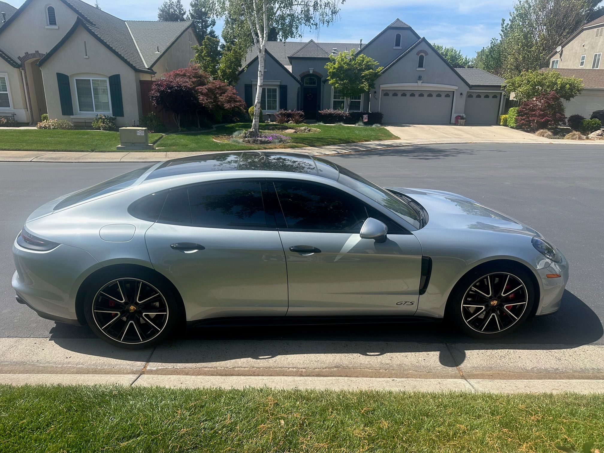 Used 2019 Porsche Panamera GTS AWD/4WD image 10