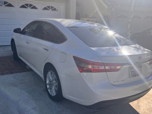 Used 2013 Toyota Avalon XLE image 11