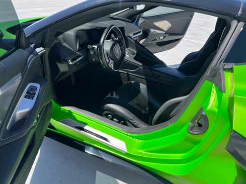 Used 2023 Chevrolet Corvette Stingray Preferred Cpe w/ 2LT image 25