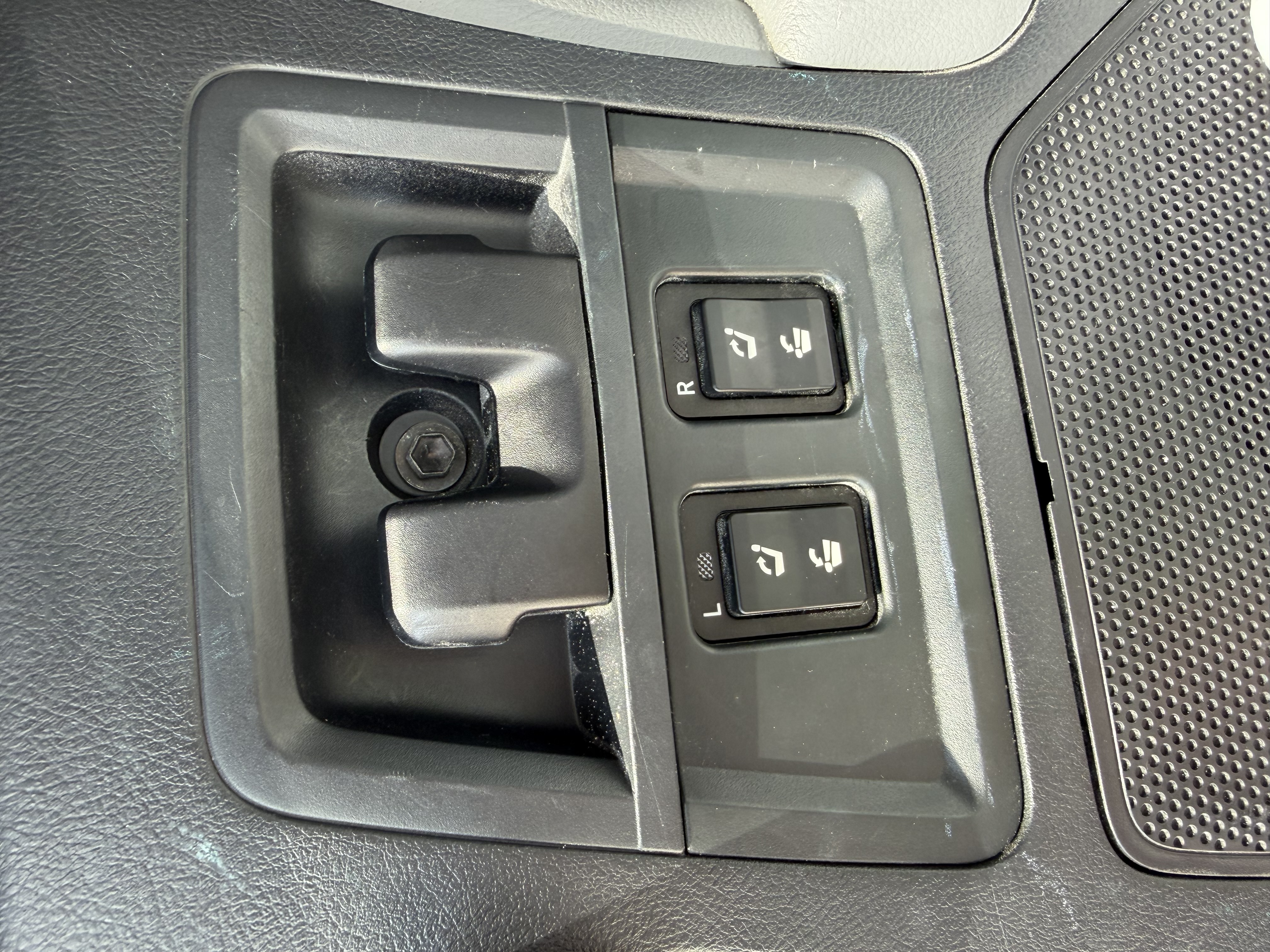 Used 2010 Toyota Sequoia Limited RWD image 23