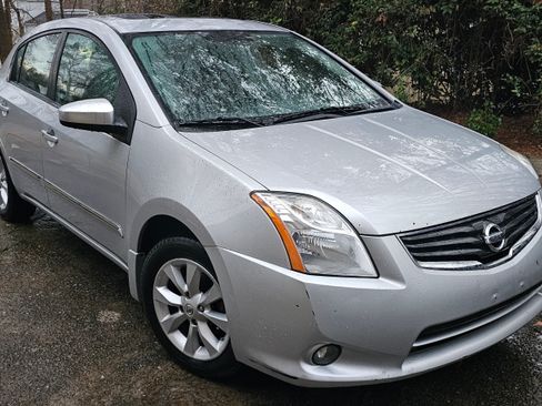 Used 2011 Nissan Sentra 2.0 SL w/ SL Special Value Pkg image 1