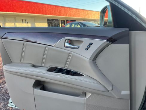 Used 2008 Toyota Avalon Limited image 14