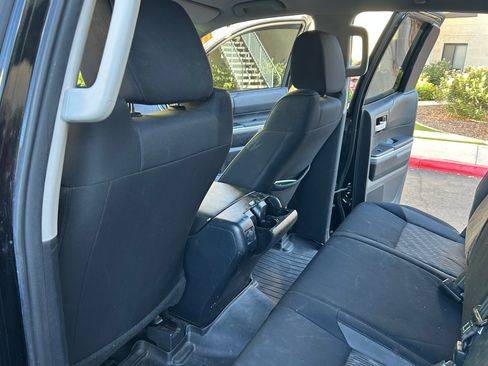 Used 2018 Toyota Tundra SR5 w/ SR5 Upgrade Package AWD/4WD image 11