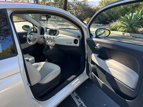 Used 2018 FIAT 500 Pop image 12