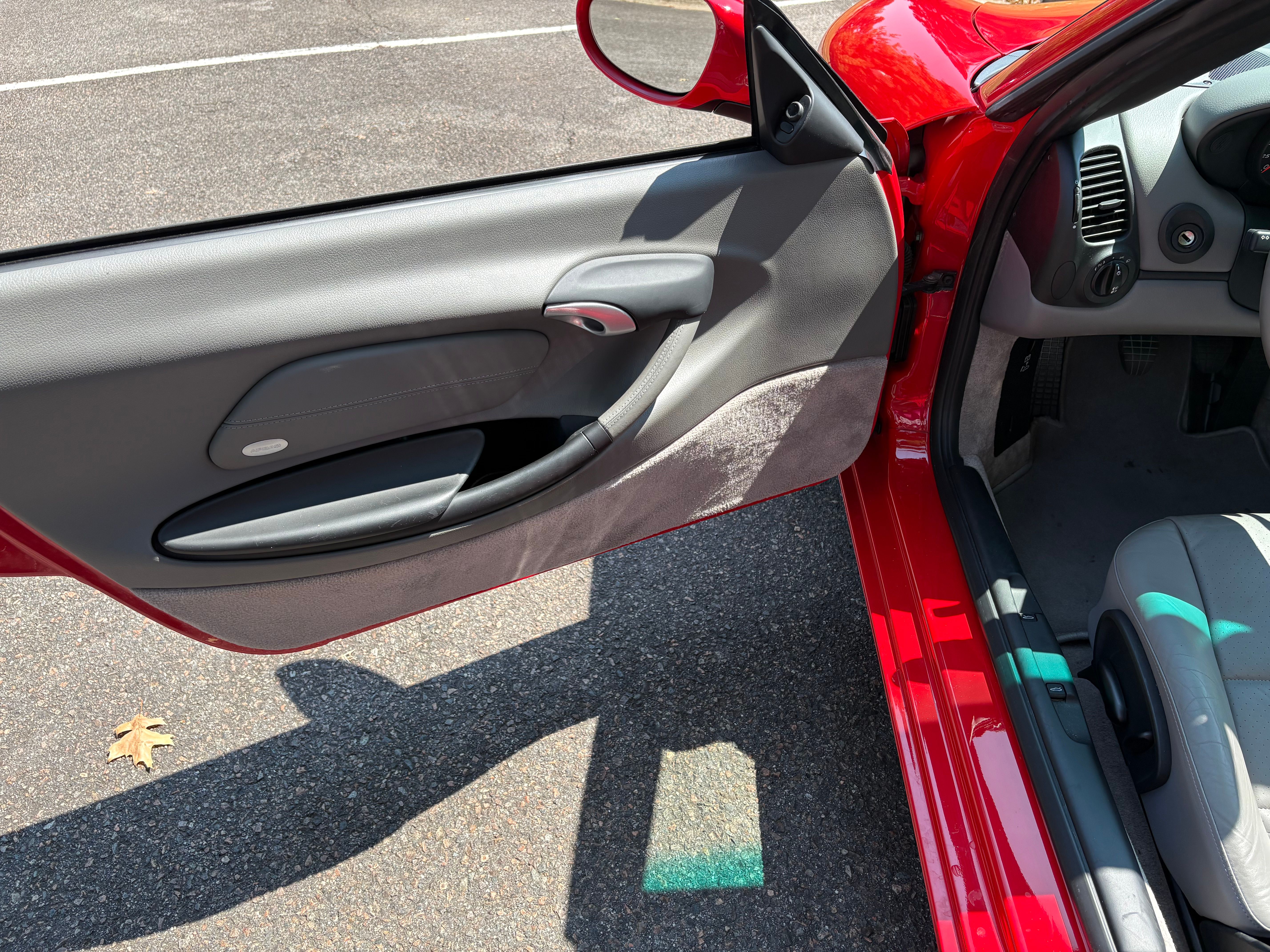 Used 2003 Porsche Boxster RWD image 6