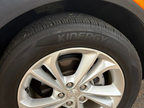 Used 2021 Buick Encore GX Preferred w/ Cold Weather Comfort Package FWD image 16