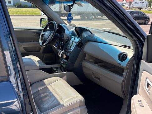 Used 2011 Honda Pilot Touring image 9