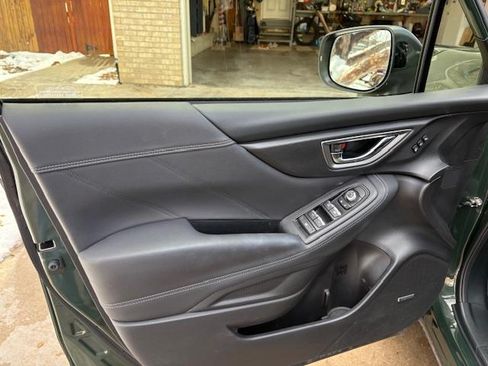 Used 2023 Subaru Forester Touring image 9