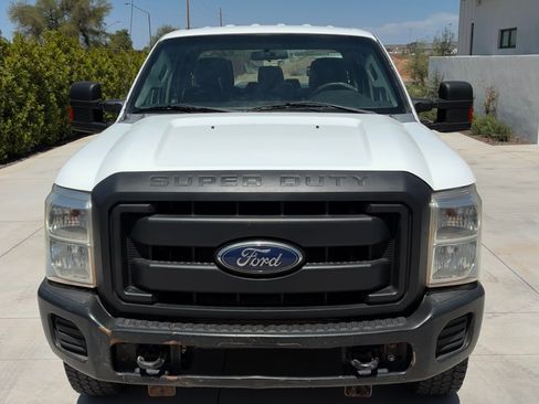 Used 2013 Ford F250 XL w/ PWR Equipment Group AWD/4WD image 2