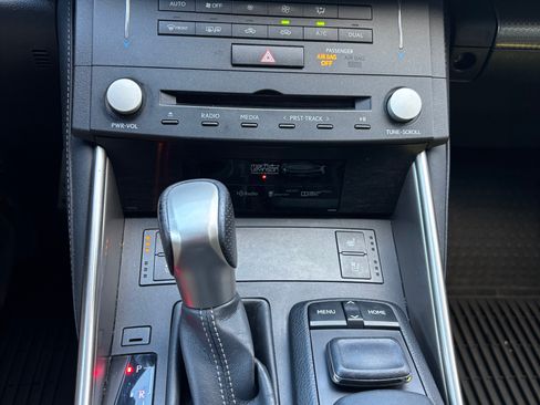 Used 2016 Lexus IS 350 image 6