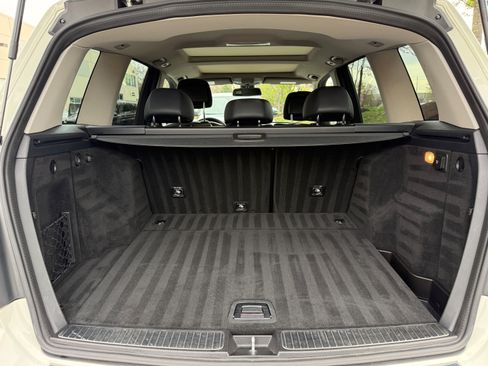 Used 2011 Mercedes-Benz GLK 350 4MATIC image 17