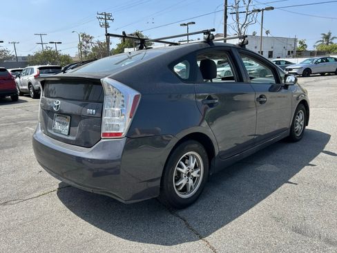 Used 2011 Toyota Prius Four image 8