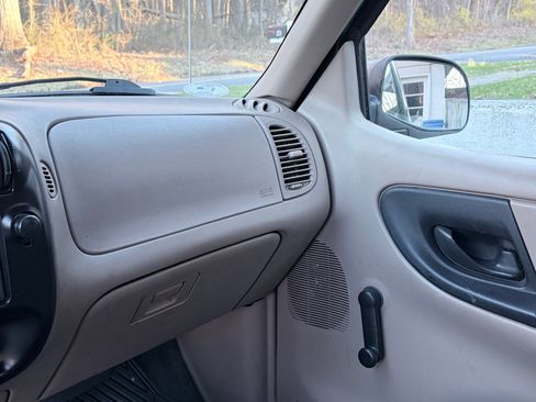Used 1999 Ford Ranger 2WD Regular Cab image 10