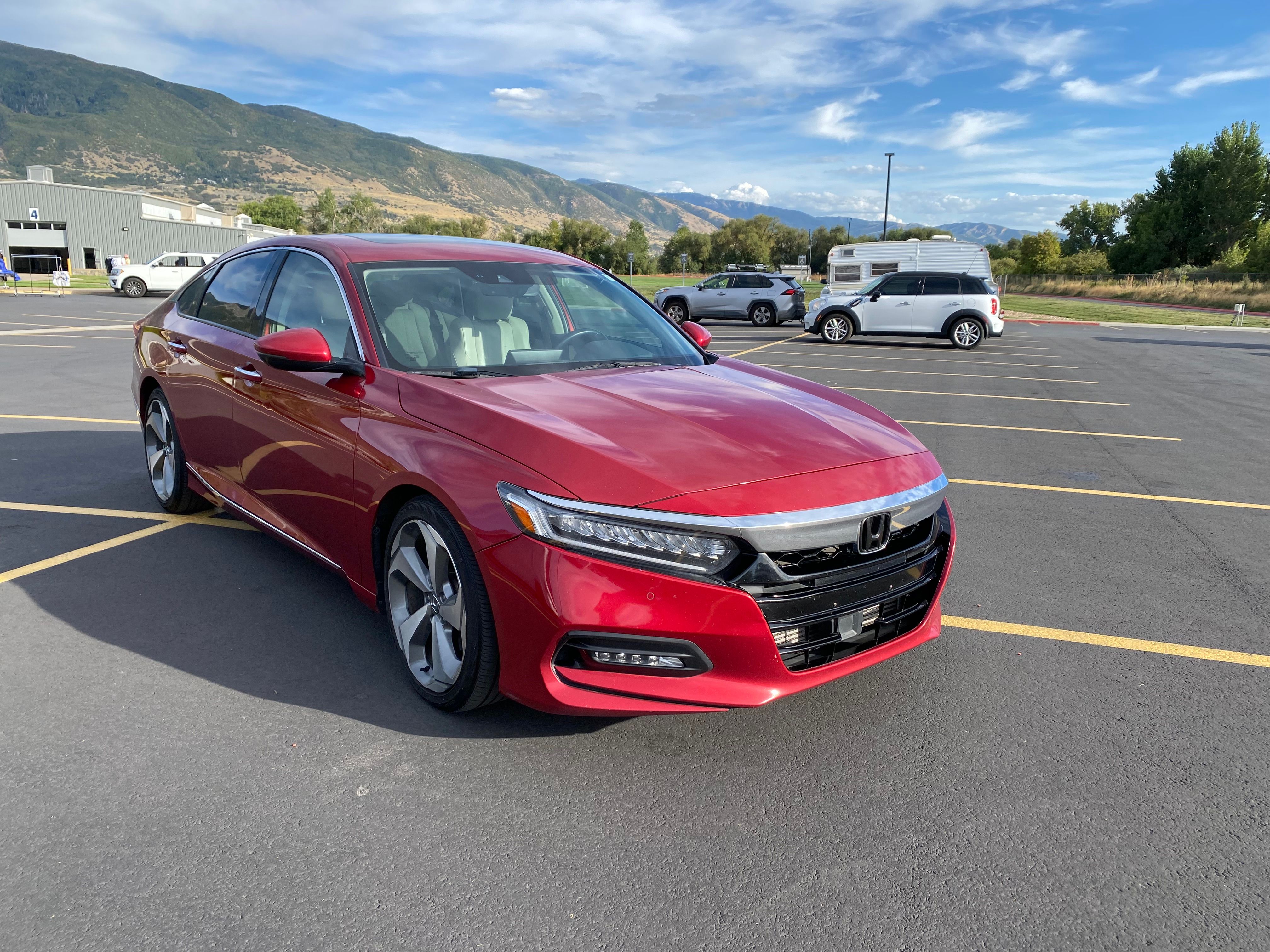 Used 2018 Honda Accord Touring image 4