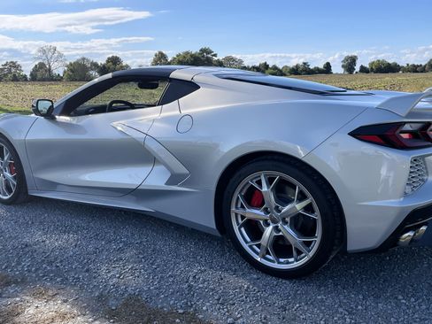 Used 2023 Chevrolet Corvette Stingray Preferred Cpe w/ Z51 Performance Package image 17