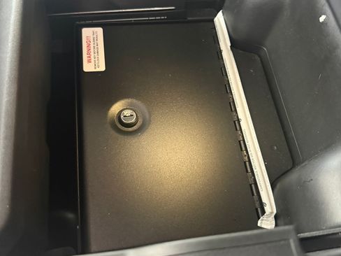 Used 2021 RAM 1500 Big Horn image 12