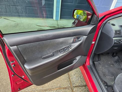 Used 2007 Toyota Corolla S image 14