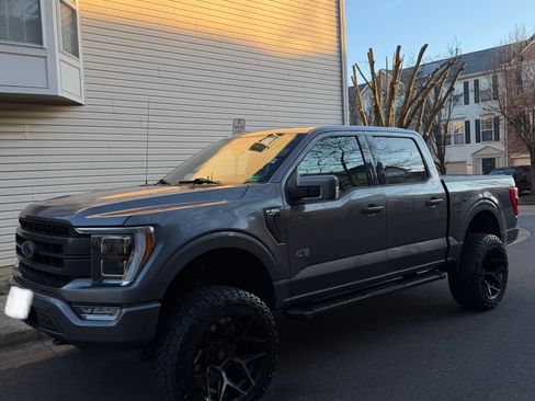 Used 2021 Ford F150 Lariat w/ Equipment Group 502A High image 1