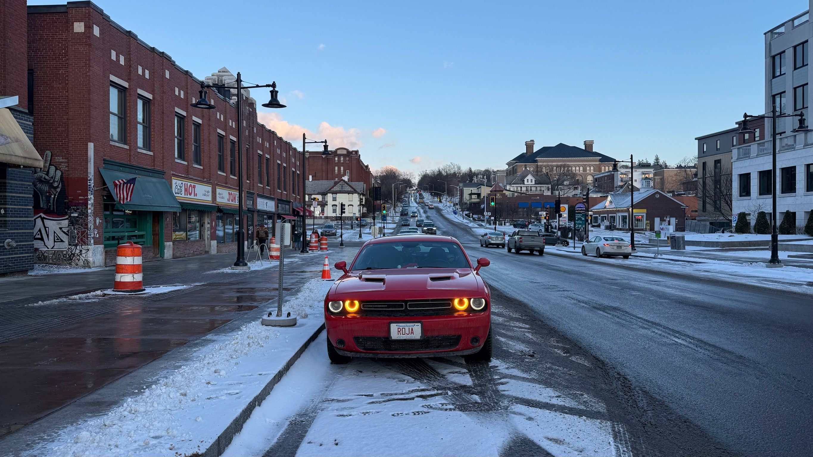 Used 2022 Dodge Challenger SXT RWD image 15