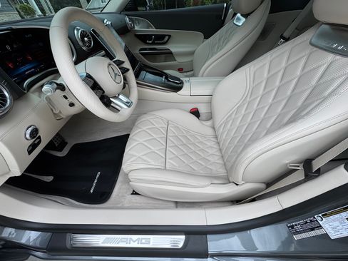 Used 2025 Mercedes-Benz AMG GT 63 image 10