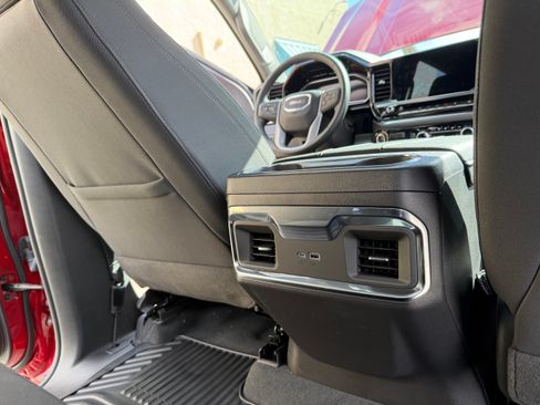 Used 2024 GMC Sierra 1500 Elevation RWD image 17