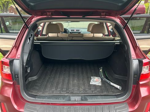 Used 2015 Subaru Outback 2.5i Premium AWD/4WD image 22
