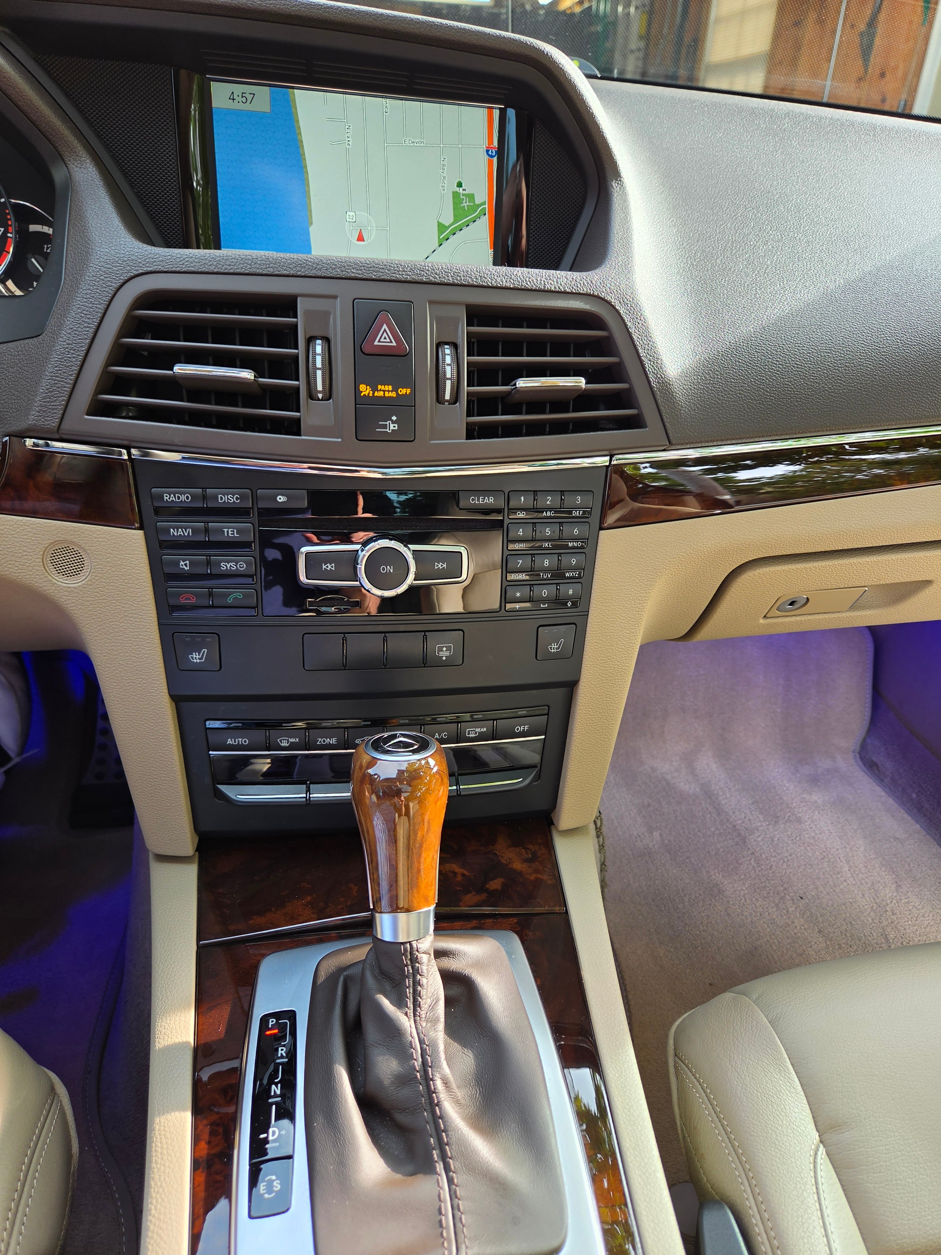 Used 2013 Mercedes-Benz E 350 4MATIC Coupe image 17