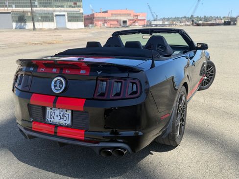 Used 2014 Ford Mustang Shelby GT500 w/ Equipment Group 821A RWD image 14