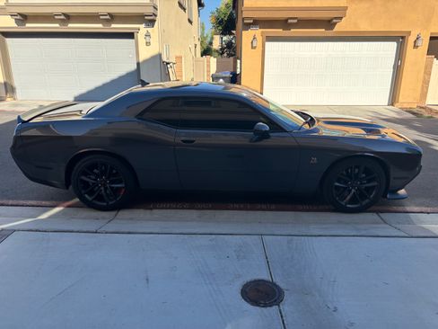 Used 2019 Dodge Challenger R/T Scat Pack w/ Plus Package image 8