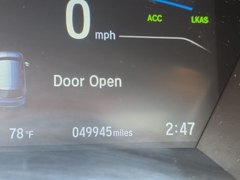 Used 2022 Honda CR-V Touring image 10