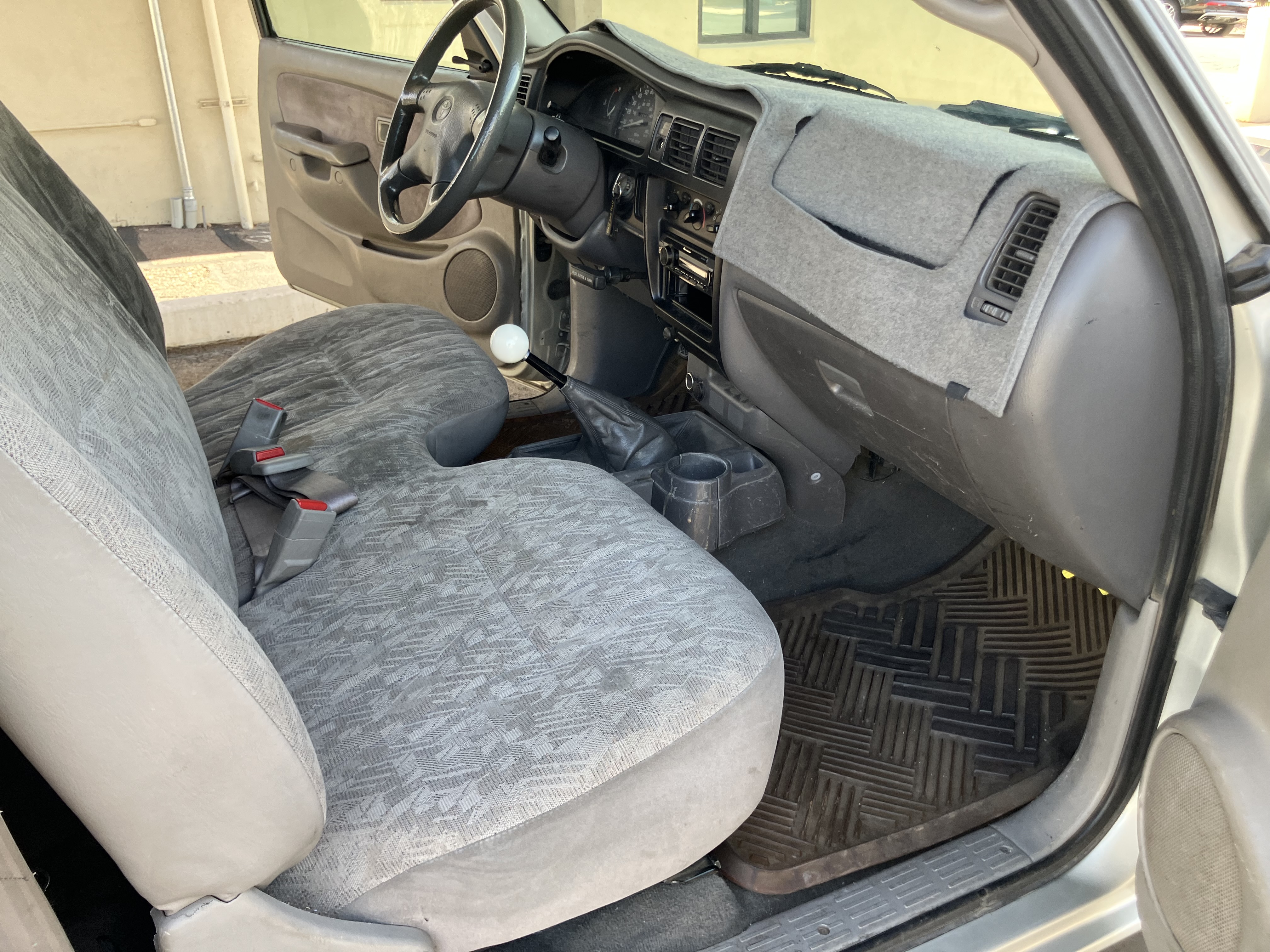 Used 2004 Toyota Tacoma 2WD Regular Cab w/ Enhancement Pkg image 18