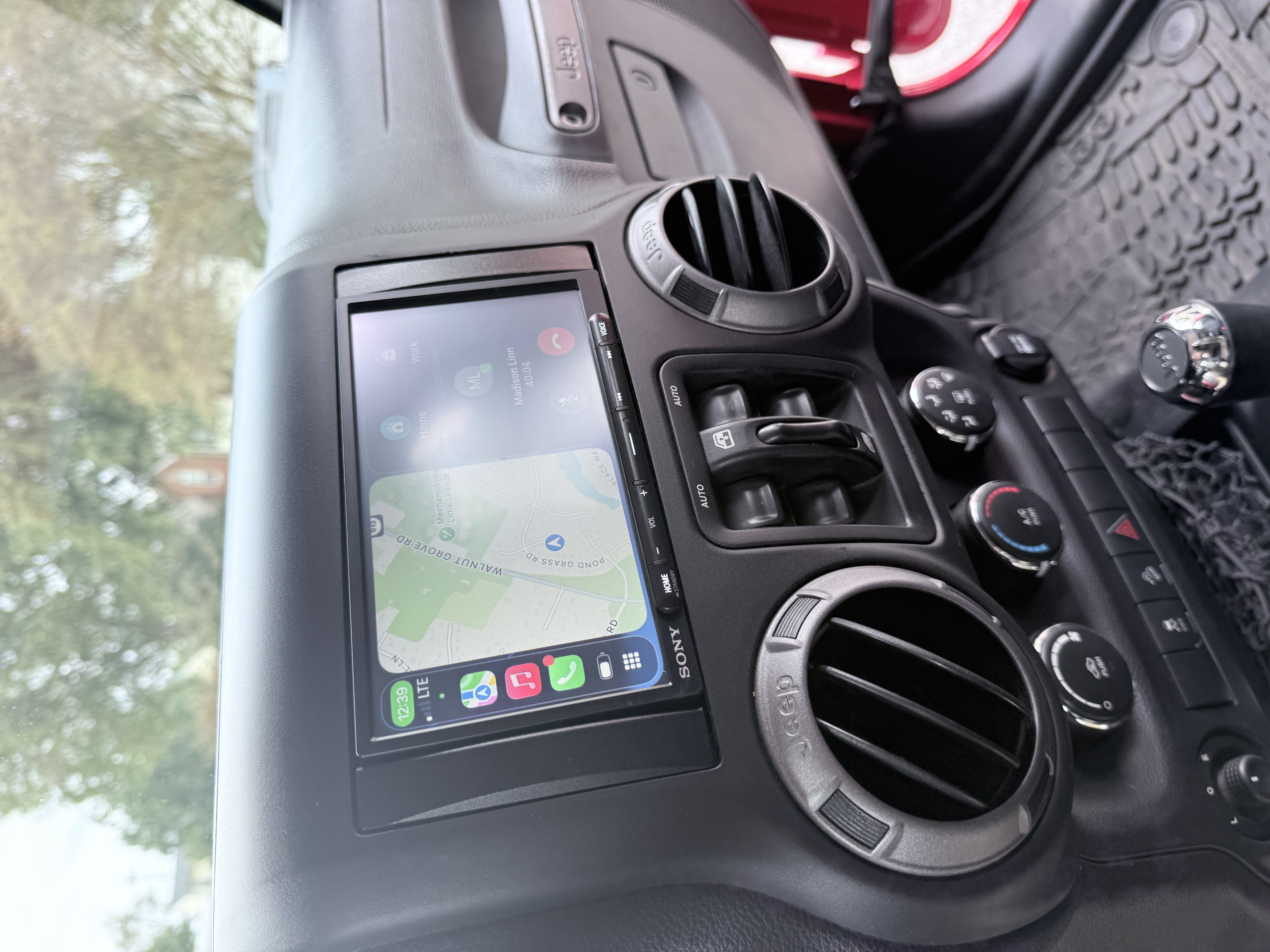 Used 2015 Jeep Wrangler Unlimited Sport w/ Quick Order Package 24S AWD/4WD image 10