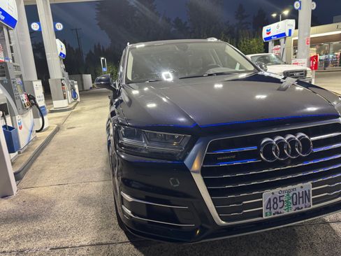 Used 2017 Audi Q7 2.0T Premium Plus w/ Premium Plus Package AWD/4WD image 2