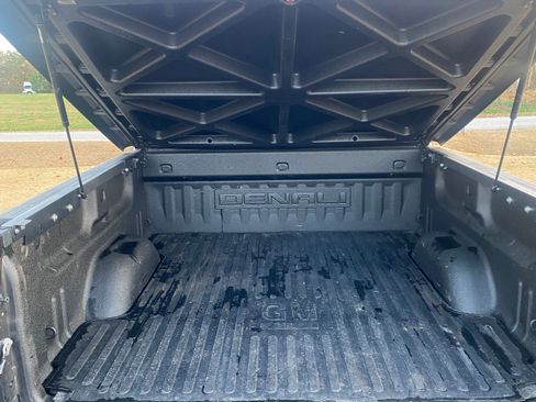 Used 2016 GMC Sierra 1500 Denali w/ Denali Ultimate Package image 10