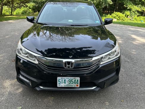 Used 2016 Honda Accord LX image 9