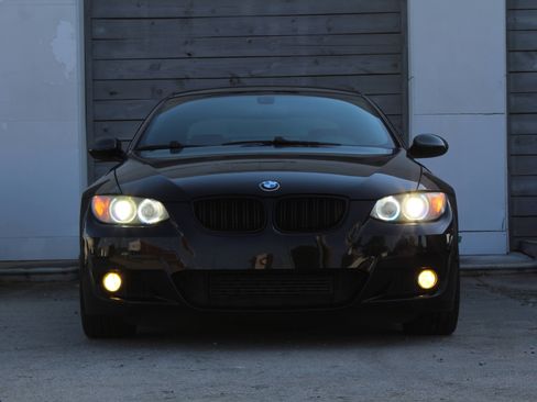 Used 2009 BMW 335i Coupe RWD image 2