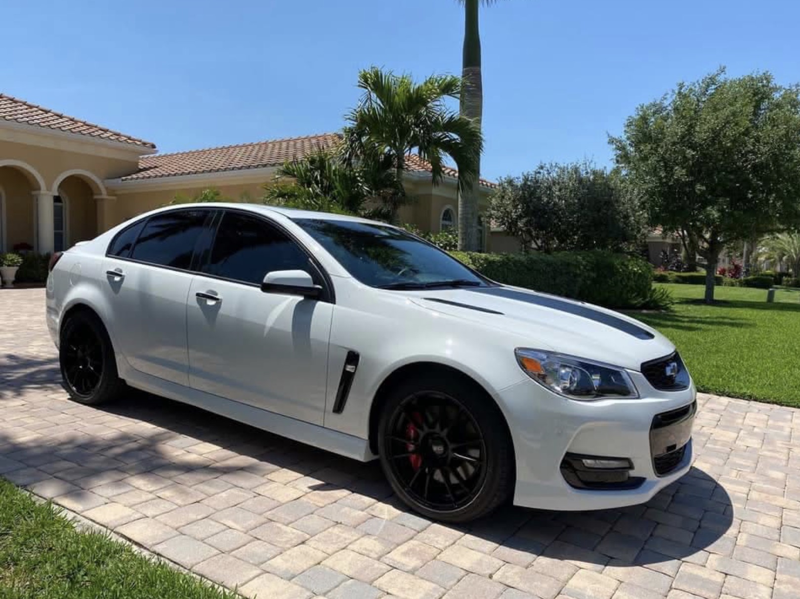 Used 2017 Chevrolet SS RWD image 5