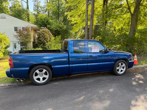 Used 2003 Chevrolet Silverado 1500 SS AWD/4WD image 4