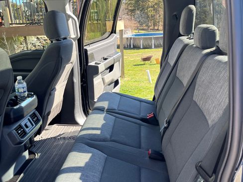 Used 2021 Ford F150 XLT w/ Equipment Group 302A High image 10