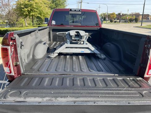 Used 2018 RAM 3500 Laramie image 8