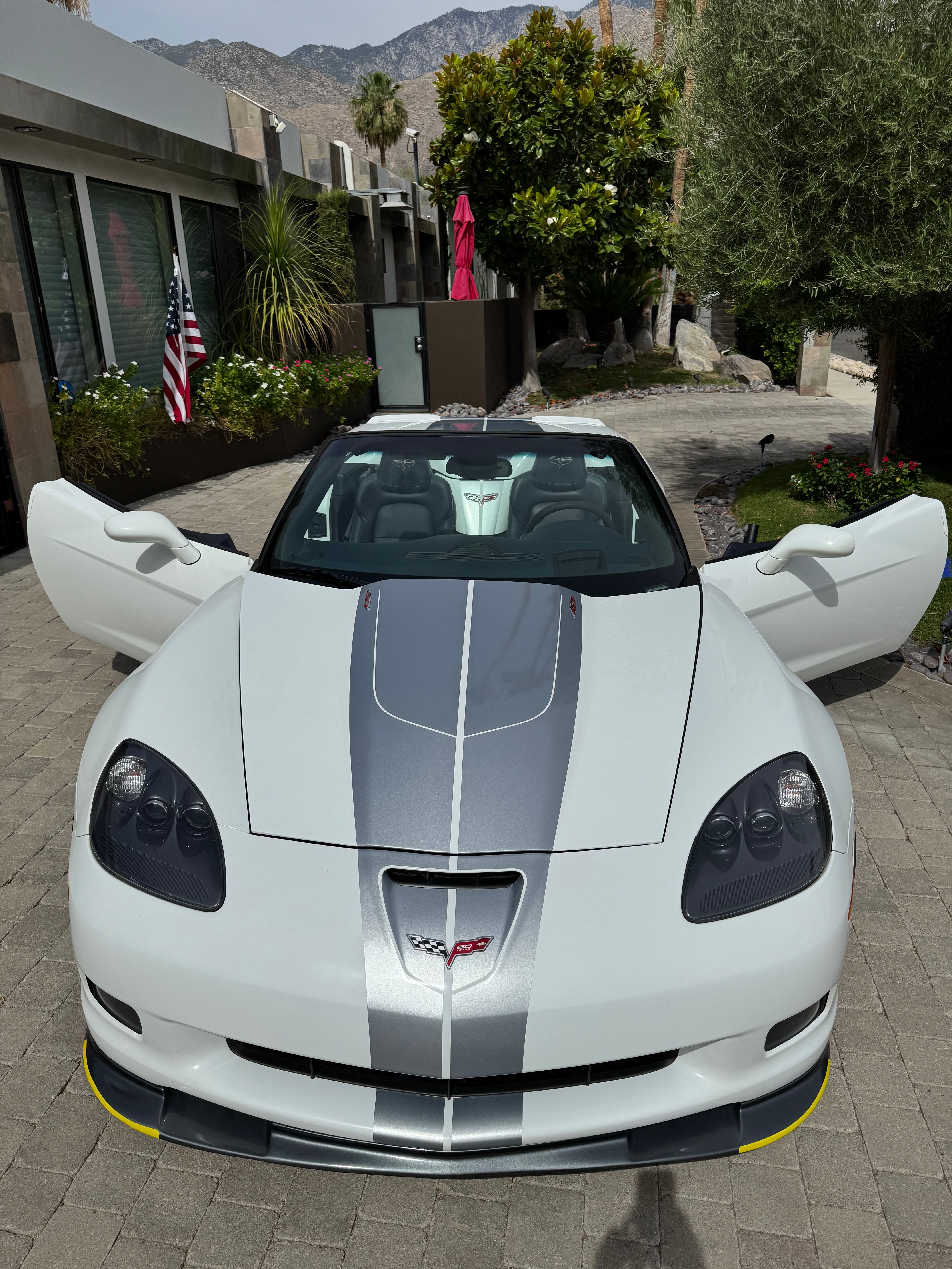 Used 2013 Chevrolet Corvette 427 w/ 1SC Preferred Equipment Group RWD image 1