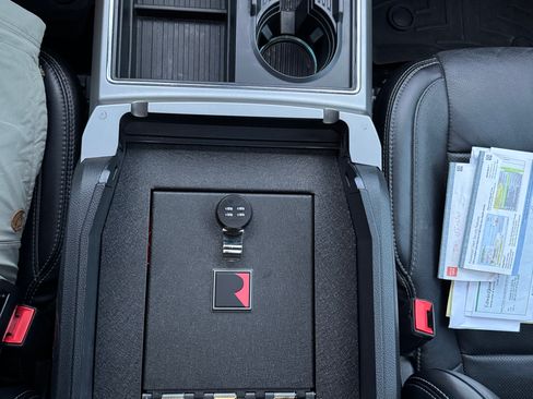 Used 2019 Ford F250 Lariat w/ Lariat Ultimate Package image 26