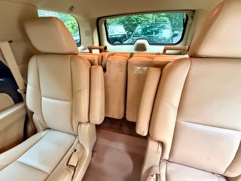 Used 2012 GMC Yukon Denali AWD/4WD image 12