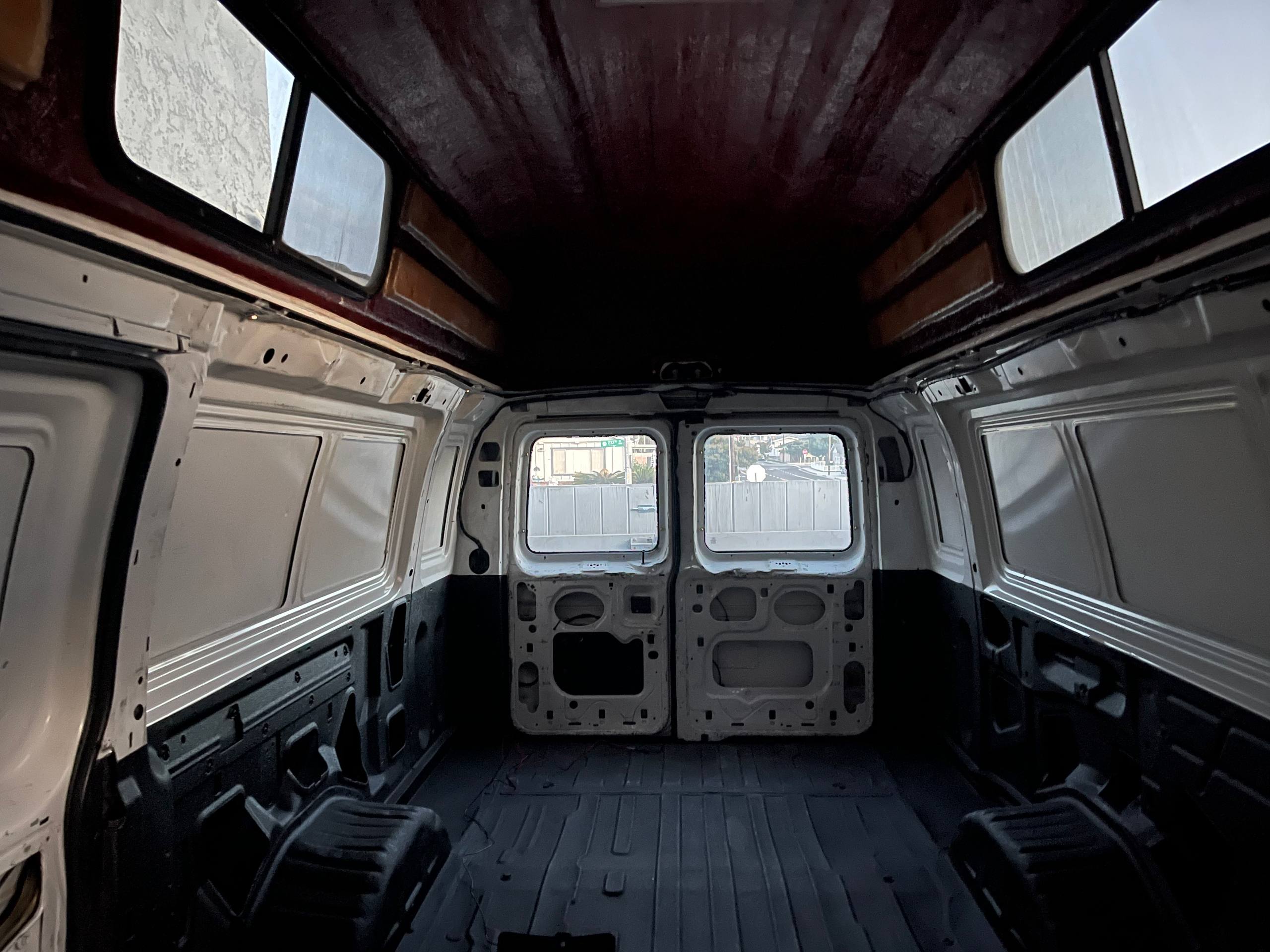 Used 2003 Ford E-350 and Econoline 350 Extended Super Duty RWD image 20