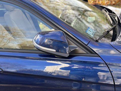 Used 2018 BMW 320i xDrive Sedan w/ Convenience Package image 14