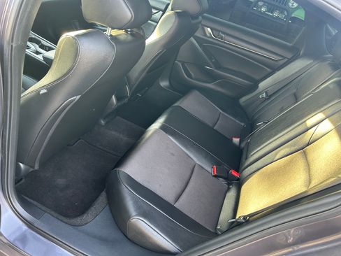 Used 2020 Honda Accord Sport image 12