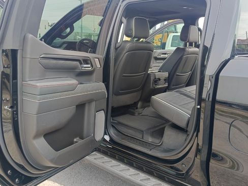 Used 2024 GMC Sierra 1500 AT4X AWD/4WD image 9